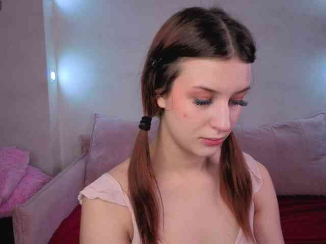 Lisa-Allison webcam