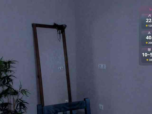 Lisa-Allison webcam