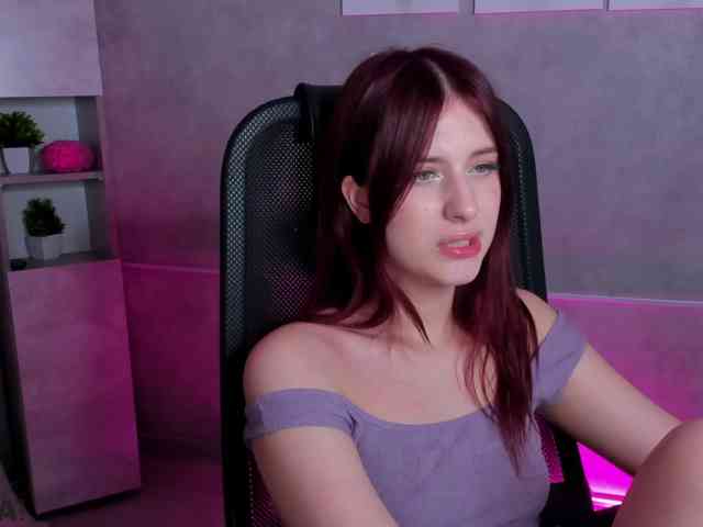 Lisa-Allison webcam