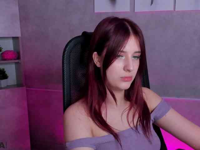 Lisa-Allison webcam