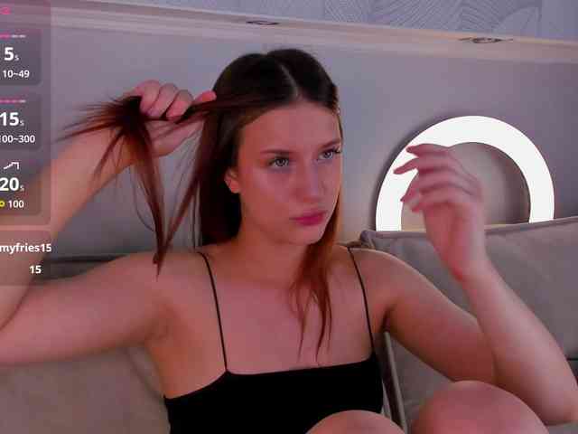 Lisa-Allison webcam