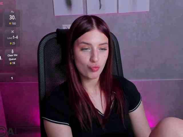 Lisa-Allison webcam
