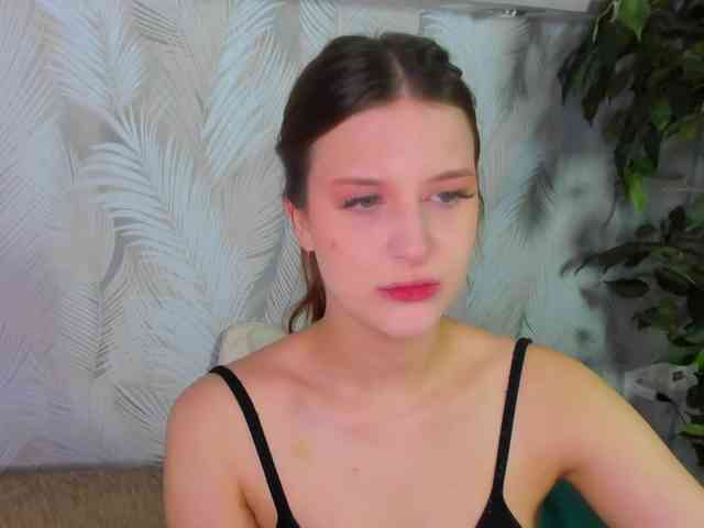 Lisa-Allison webcam