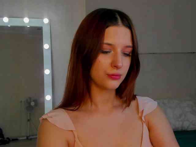 Lisa-Allison webcam