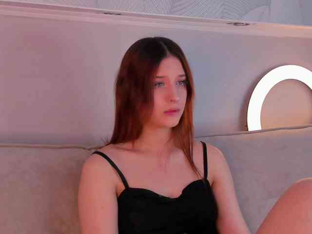 Lisa-Allison webcam