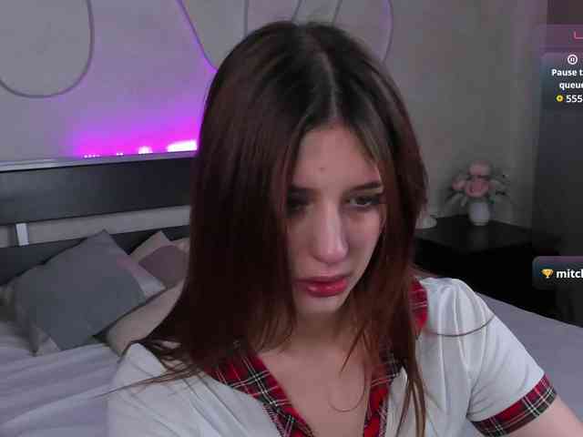 Lisa-Allison webcam