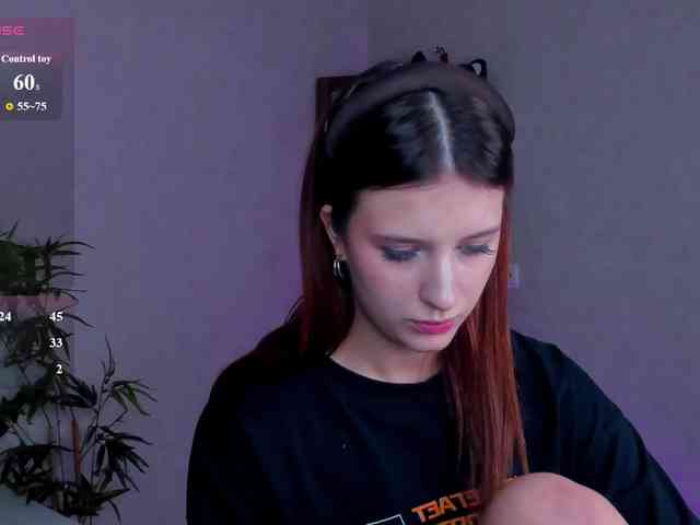 Lisa-Allison webcam