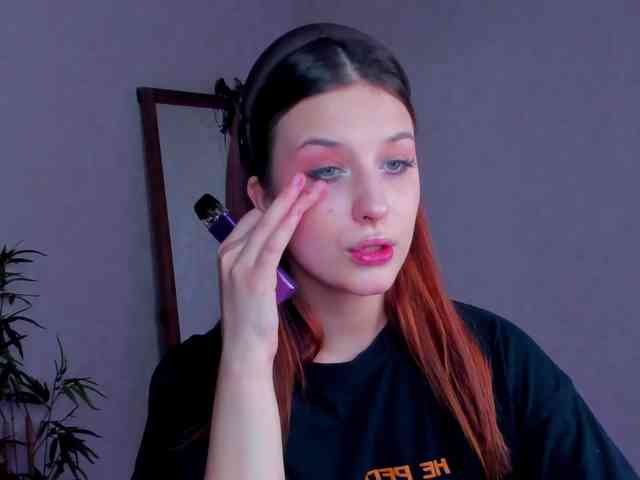Lisa-Allison webcam