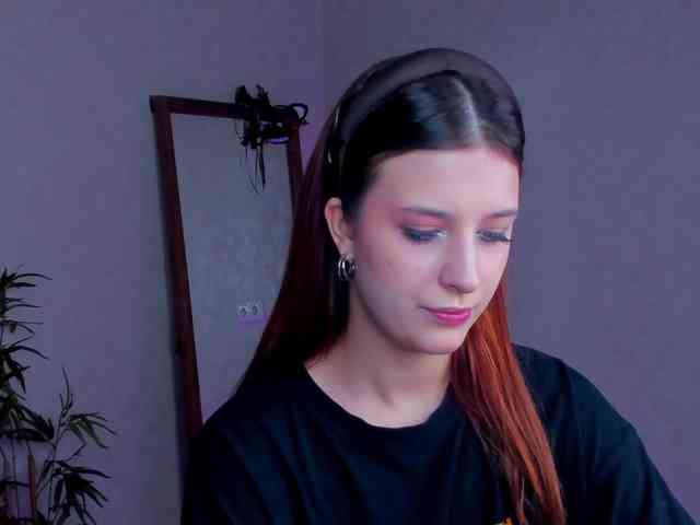 Lisa-Allison webcam