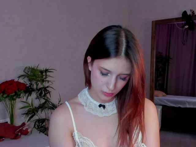 Lisa-Allison webcam