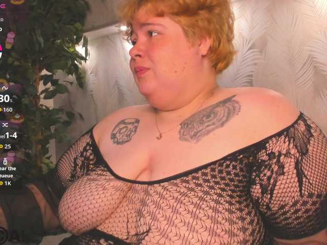 Sew-Sunny live cam on BongaCams