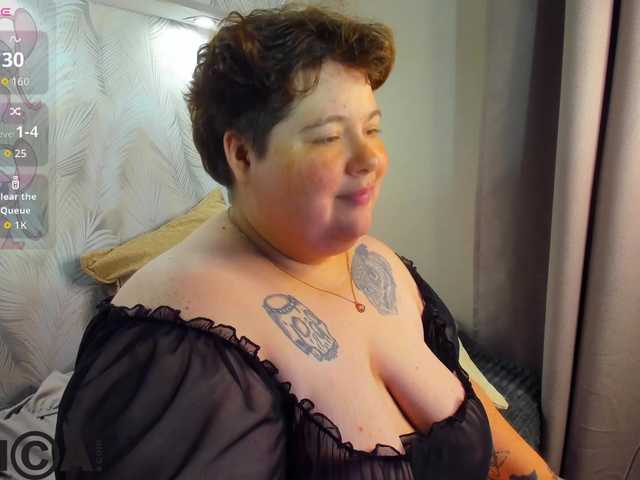 Sew-Sunny live cam on BongaCams