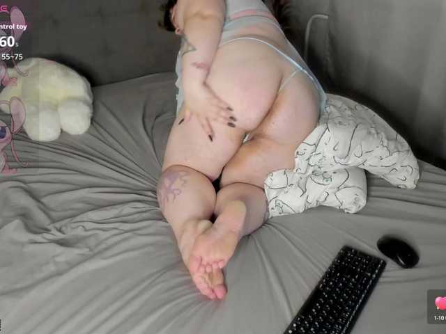 Sew-Sunny live cam on BongaCams