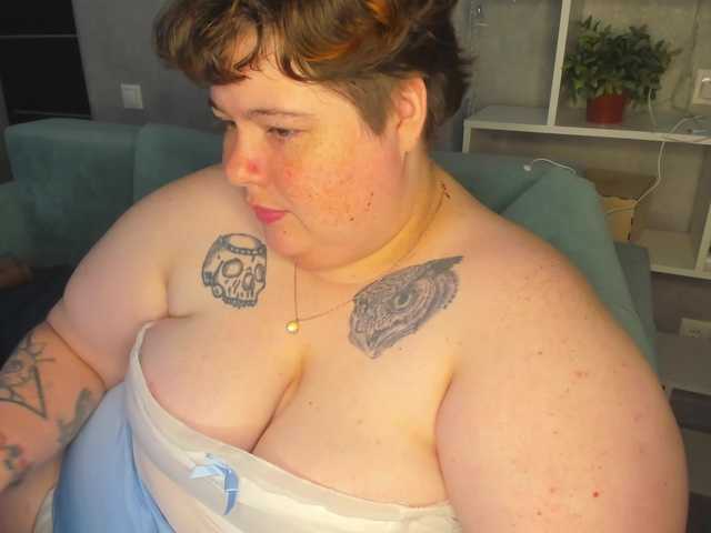 Sew-Sunny live cam on BongaCams