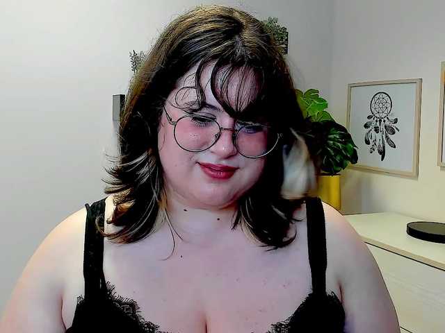 OpheliaLush live cam on BongaCams