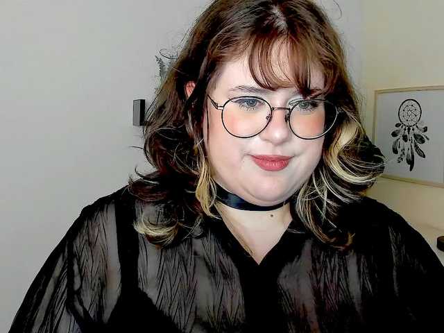 OpheliaLush live cam on BongaCams