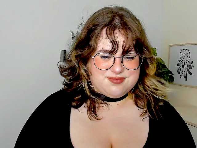 OpheliaLush live cam on BongaCams