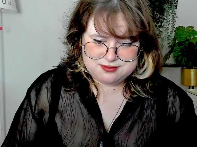 OpheliaLush live cam on BongaCams