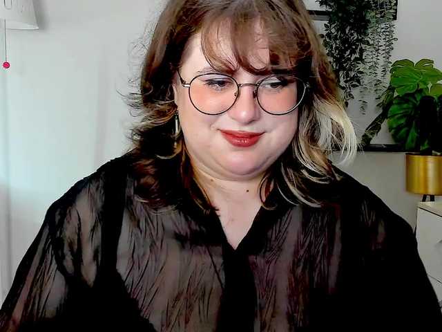 OpheliaLush live cam on BongaCams