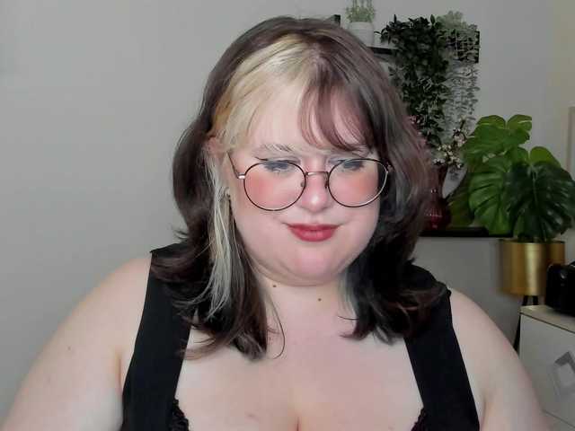 OpheliaLush live cam on BongaCams