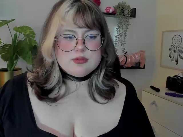 OpheliaLush live cam on BongaCams
