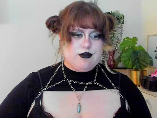 OpheliaLush live cam on BongaCams