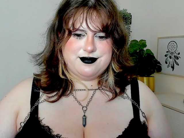 OpheliaLush live cam on BongaCams