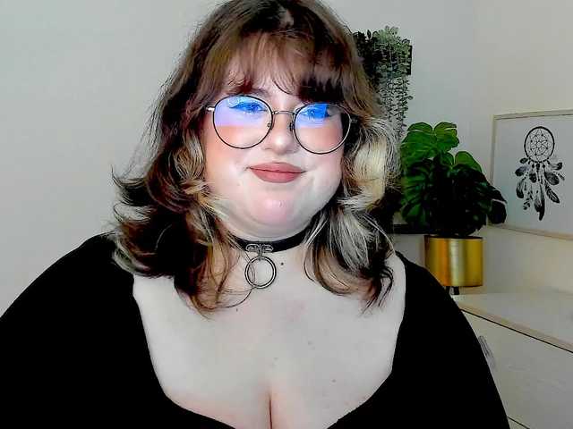 OpheliaLush live cam on BongaCams
