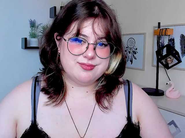 OpheliaLush live cam on BongaCams