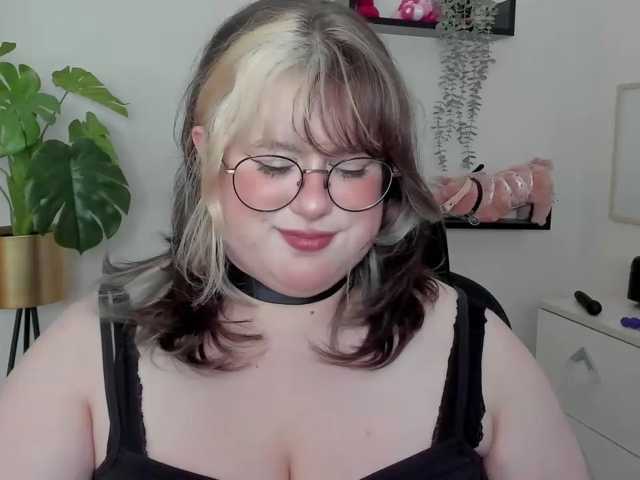 OpheliaLush live cam on BongaCams