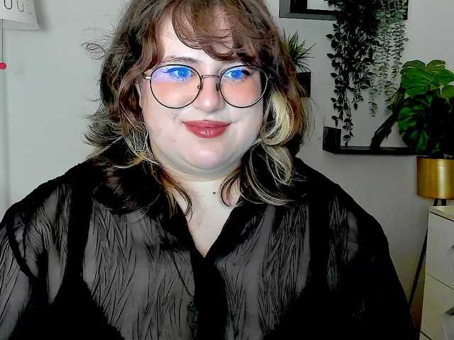 OpheliaLush live cam on BongaCams
