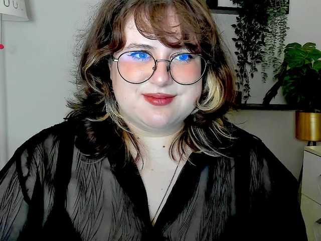 OpheliaLush live cam on BongaCams
