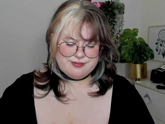 OpheliaLush webcam bongacams model stream image
