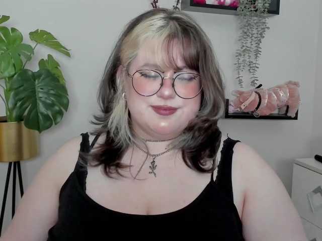 OpheliaLush live cam on BongaCams