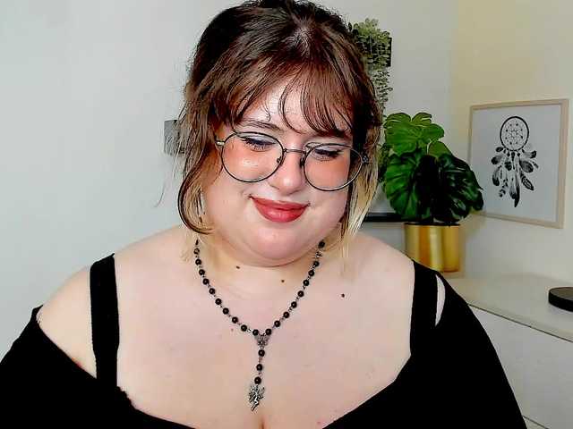 OpheliaLush live cam on BongaCams
