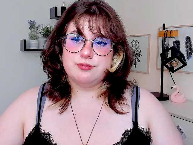 OpheliaLush live cam on BongaCams