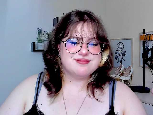 OpheliaLush live cam on BongaCams