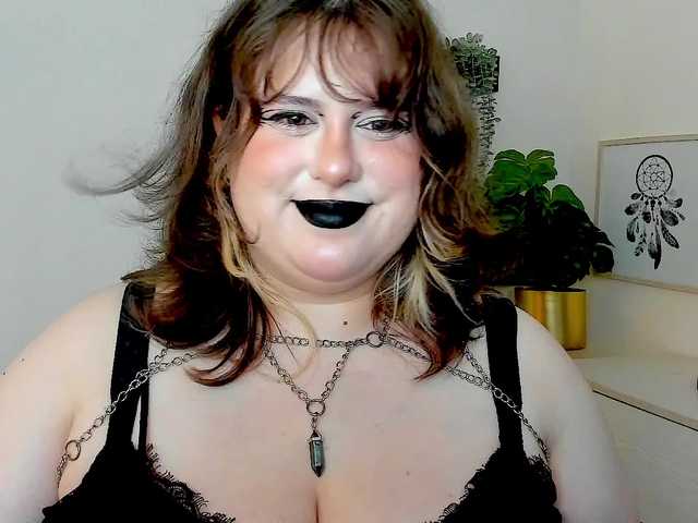 OpheliaLush live cam on BongaCams