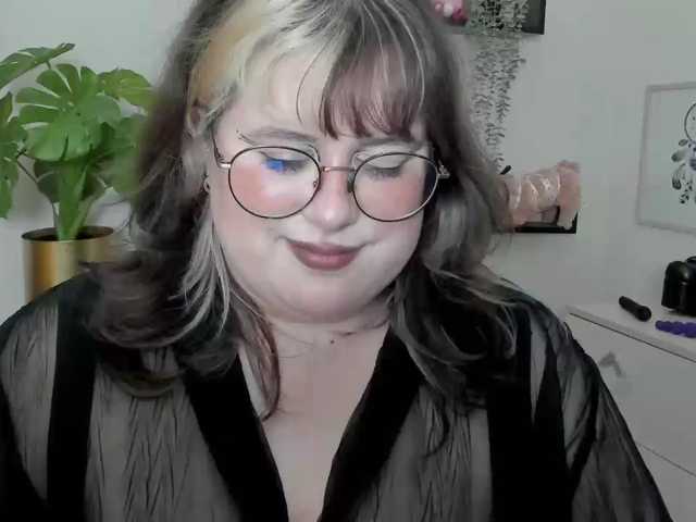 OpheliaLush live cam on BongaCams