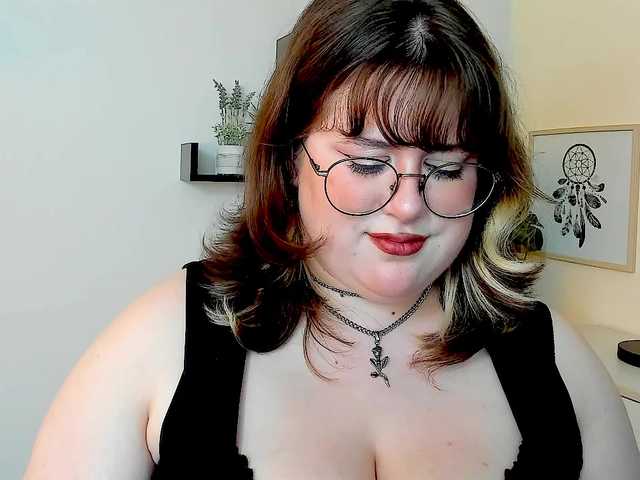 OpheliaLush live cam on BongaCams