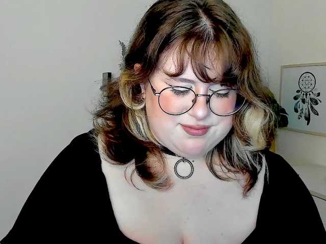 OpheliaLush live cam on BongaCams