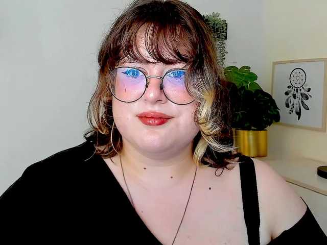 OpheliaLush live cam on BongaCams