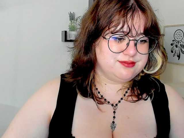 OpheliaLush live cam on BongaCams