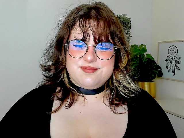 OpheliaLush live cam on BongaCams