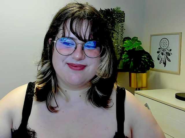 OpheliaLush live cam on BongaCams