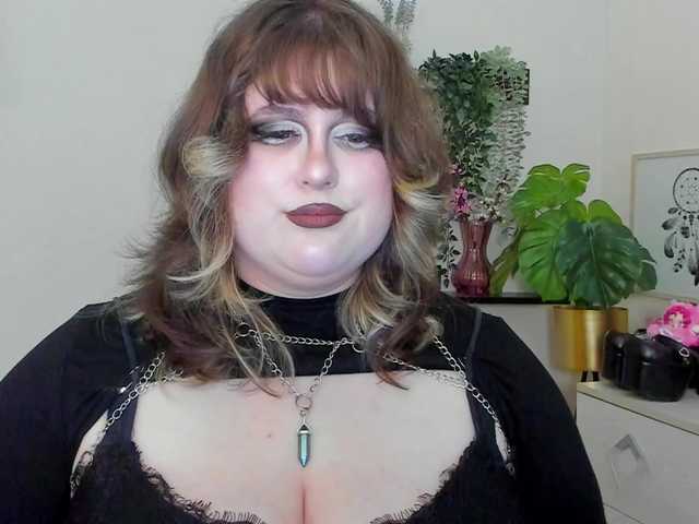 OpheliaLush live cam on BongaCams