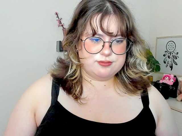 OpheliaLush live cam on BongaCams