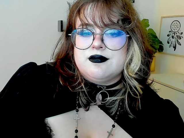 OpheliaLush live cam on BongaCams