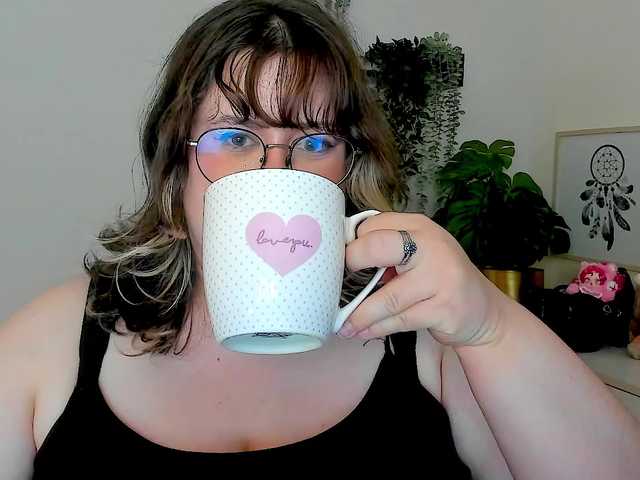 OpheliaLush live cam on BongaCams