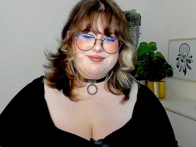 OpheliaLush live cam on BongaCams